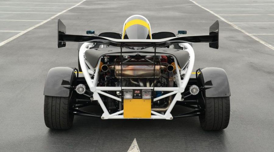  Ariel Atom 3.5R 2014 года  (UK) (фото 11 из 21)
